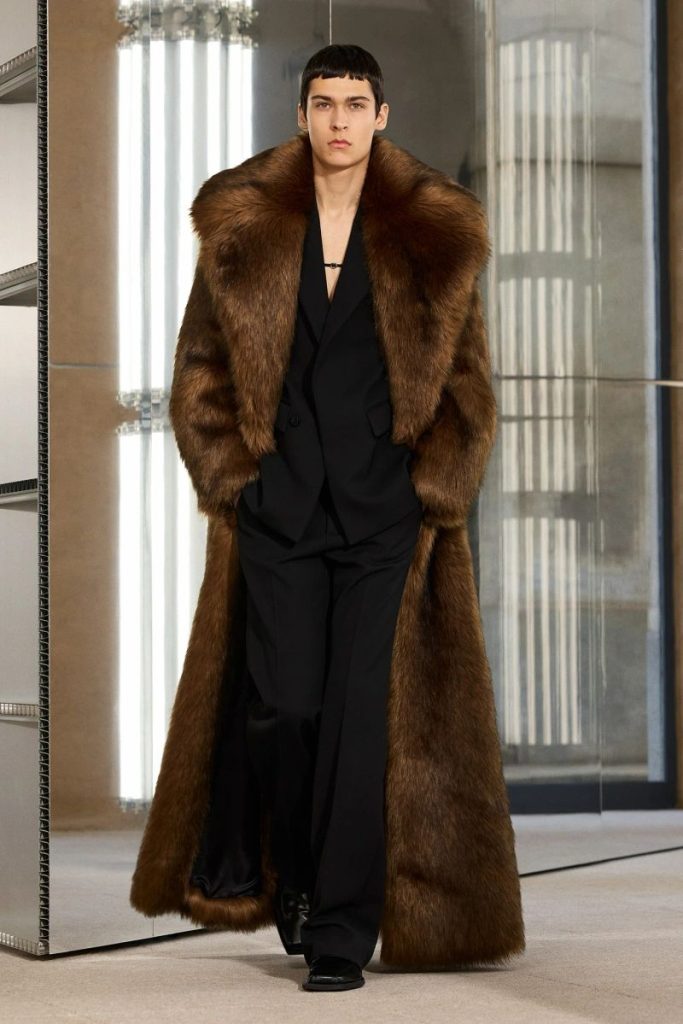 Fur Coat 